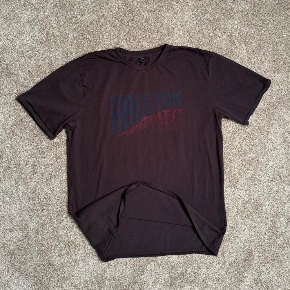 BRIXTON MFG SINGLE STITCH GRAPHIC TEE